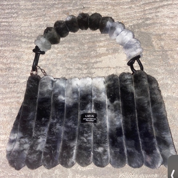 Designer Handbag NEW - Picture 2 of 5